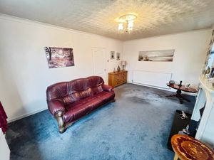 Lounge- click for photo gallery